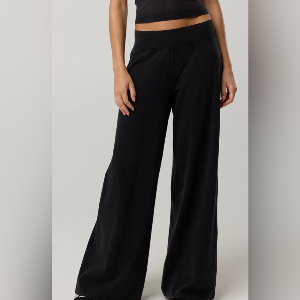 OFFLINE By Aerie OG Super Wide Leg Pant Small Short